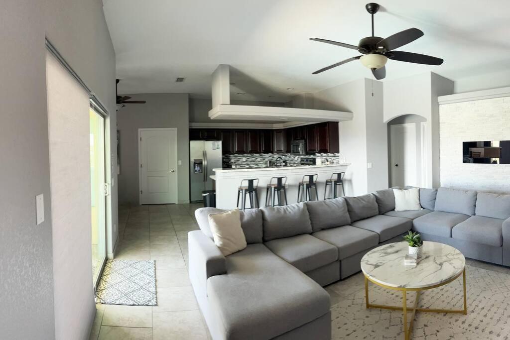 Havasu Retreat! Pool, Spa, Gym & View Lake Havasu City Exterior foto